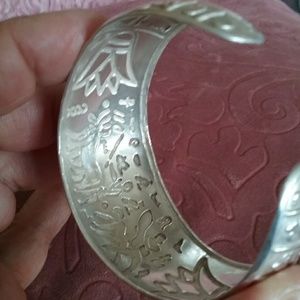 Sterling Silver cuff. Eyjptian motif.